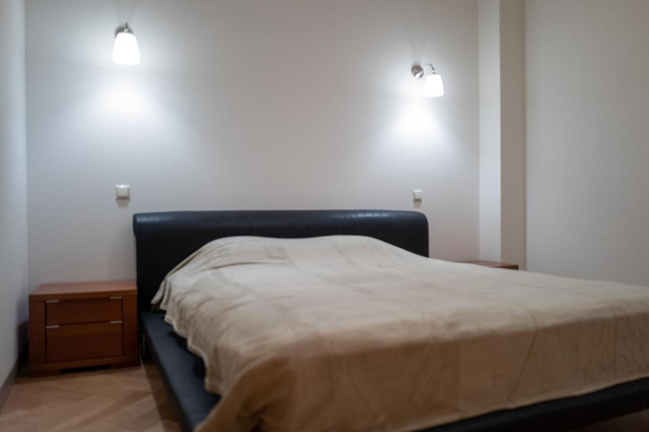 Villa Lido Apartments ยูร์มาลา ภายนอก รูปภาพ