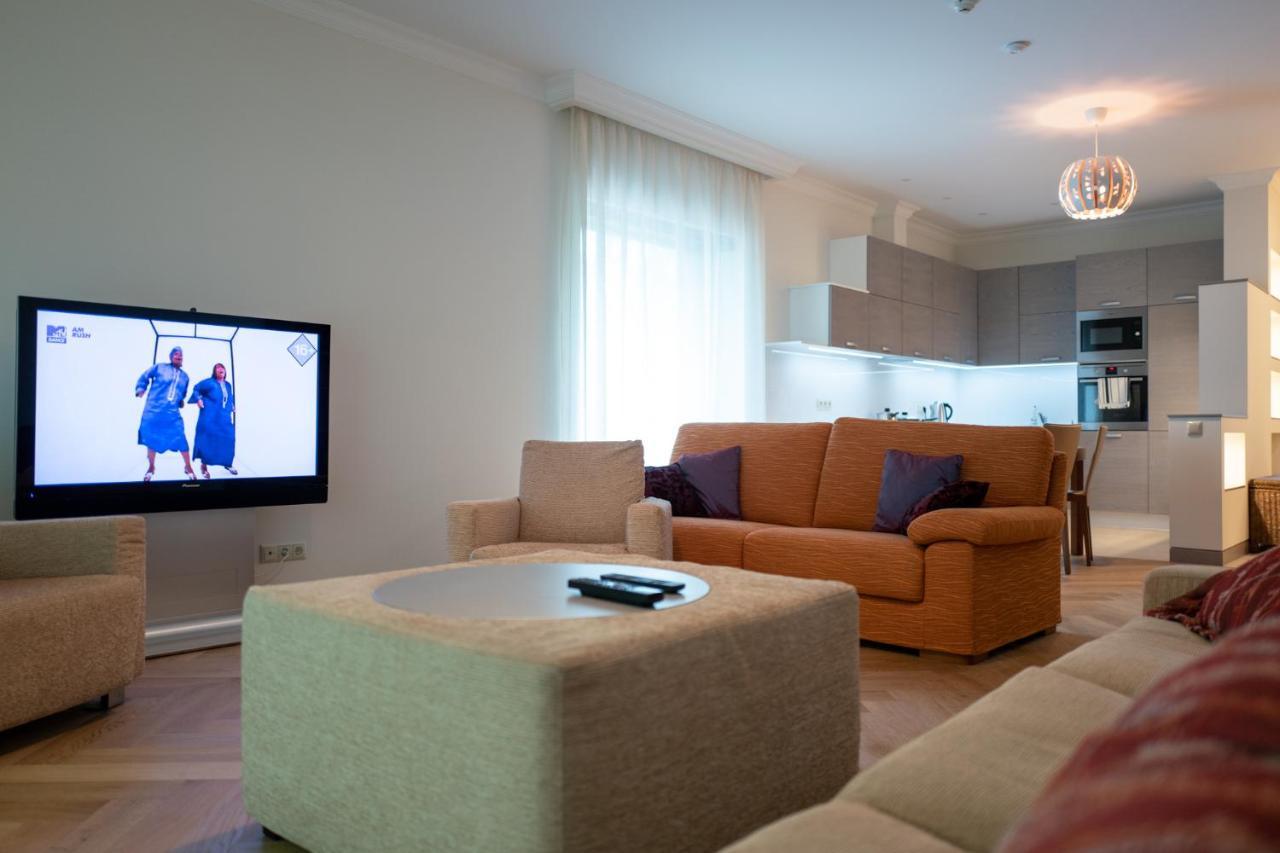 Villa Lido Apartments ยูร์มาลา ภายนอก รูปภาพ