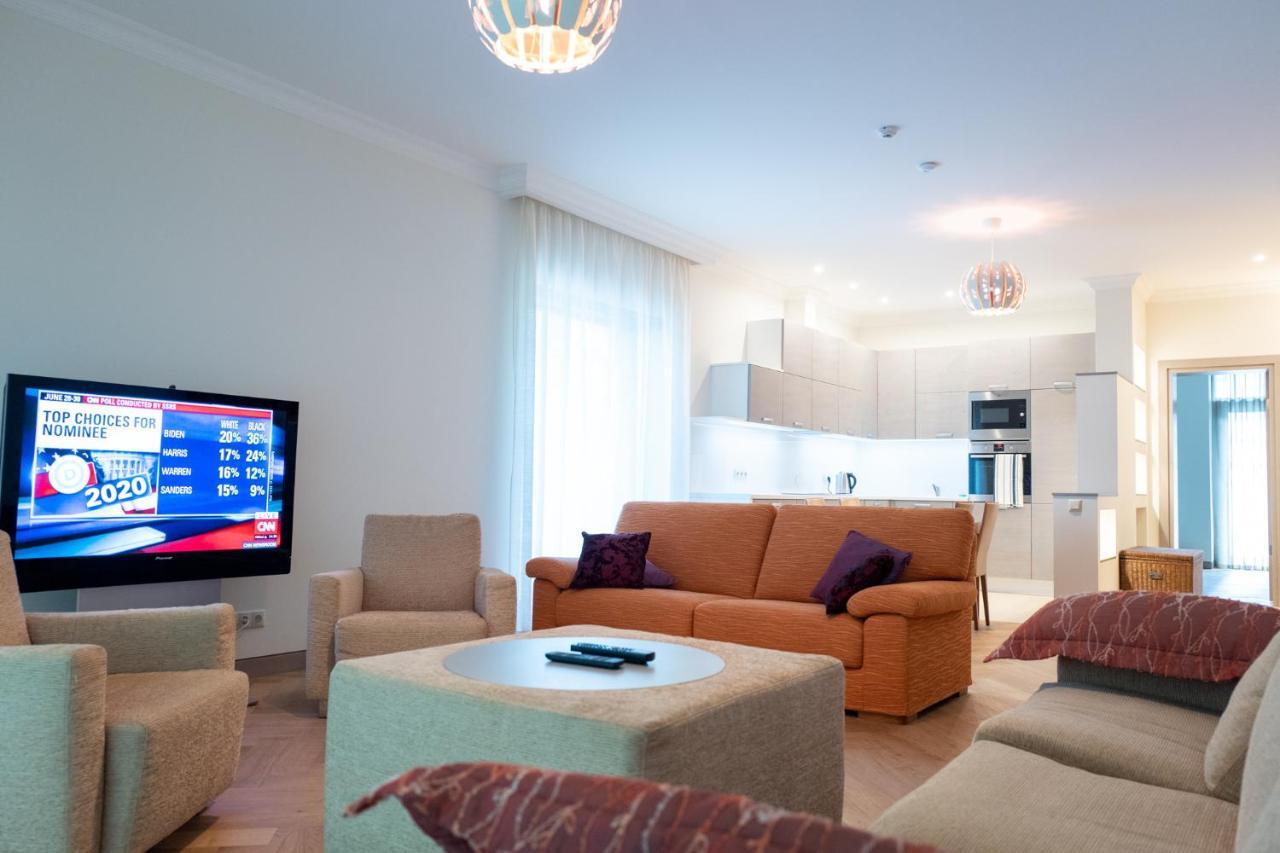 Villa Lido Apartments ยูร์มาลา ภายนอก รูปภาพ