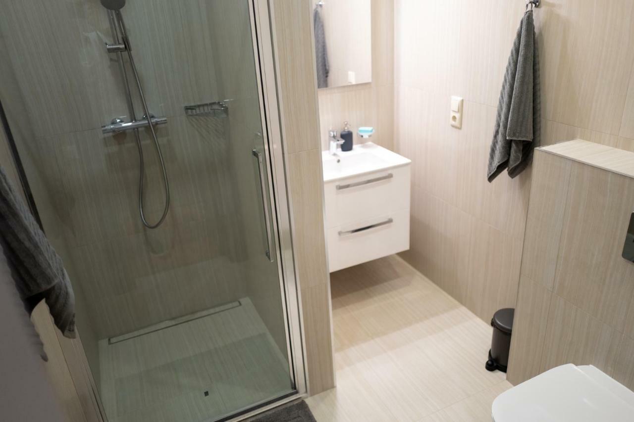 Villa Lido Apartments ยูร์มาลา ภายนอก รูปภาพ